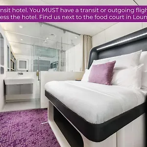 *** Hotel Yotelair Amsterdam Schiphol Transit Holland
